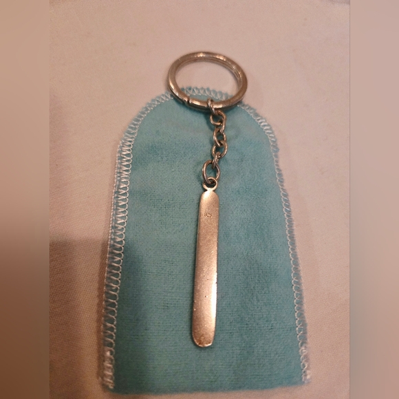 Tiffany & Co. Silver Keychain with Teal Pouch Silver .925 - Picture 3 of 5